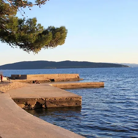 Appartement With A Parking Space Kastel Luksic, - 11129